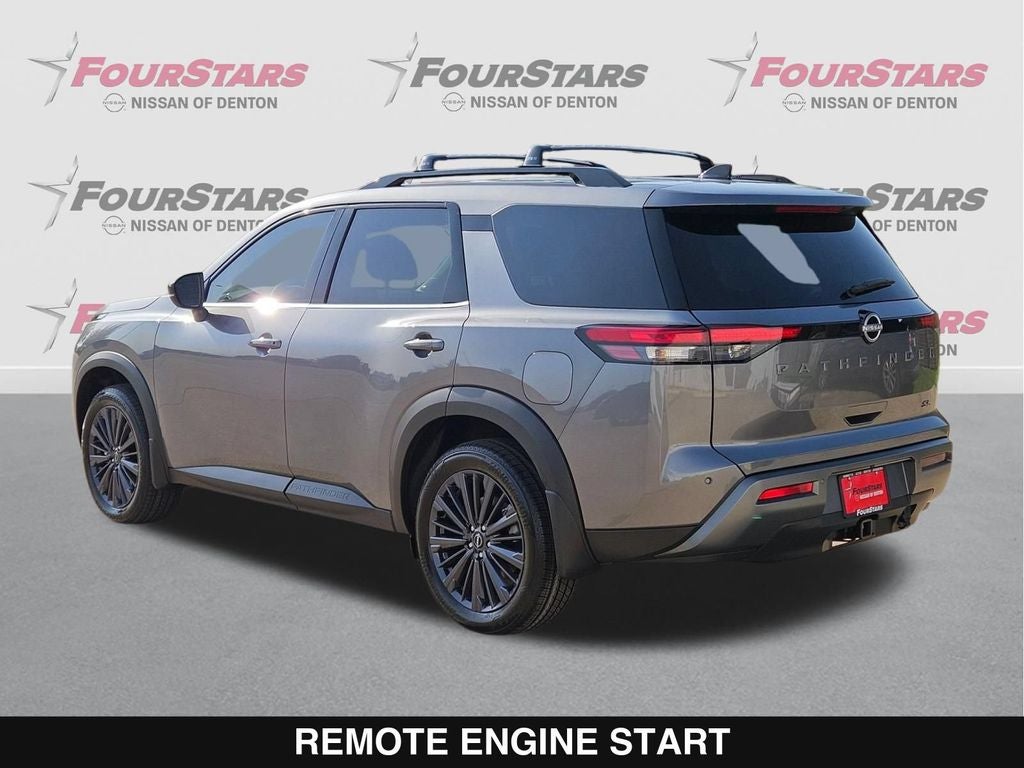 2026 Nissan Pathfinder SL
