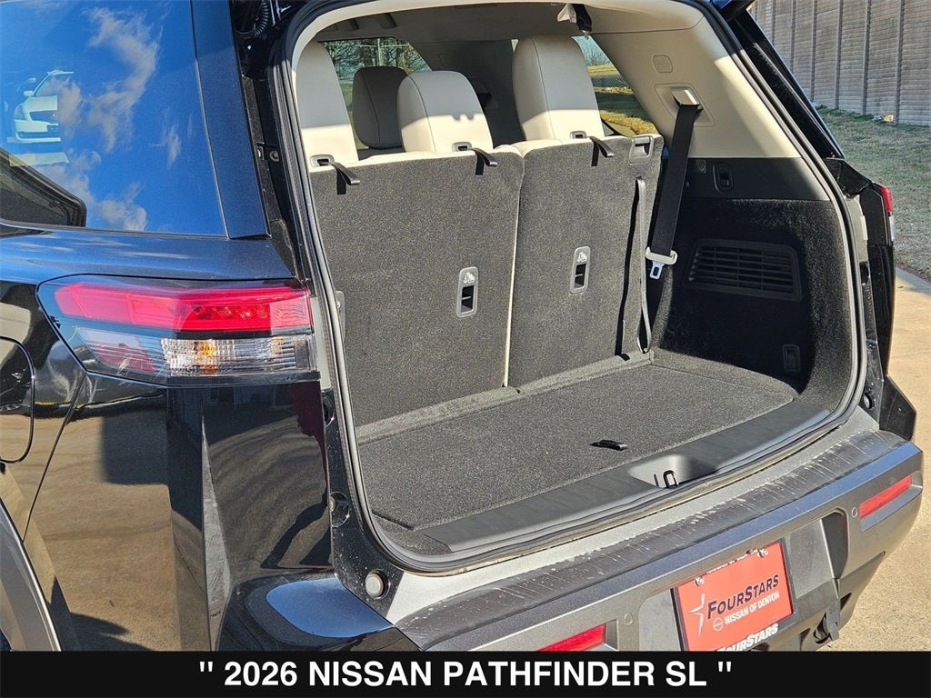 2026 Nissan Pathfinder SL
