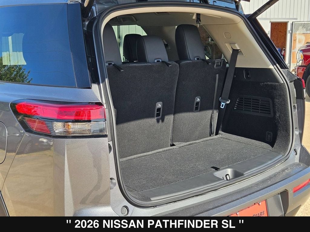 2026 Nissan Pathfinder SL
