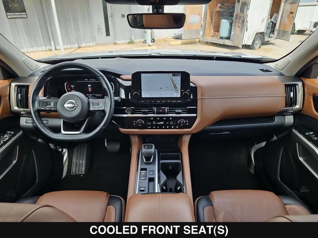 2023 Nissan Pathfinder Platinum
