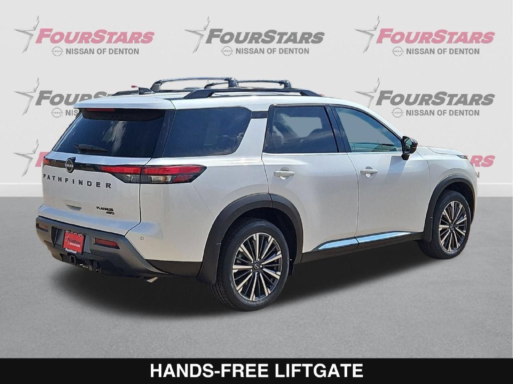 2026 Nissan Pathfinder Platinum
