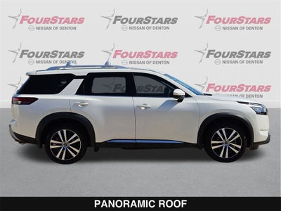 2024 Nissan Pathfinder Platinum