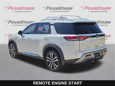 2024 Nissan Pathfinder Platinum