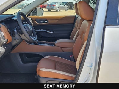 2026 Nissan Pathfinder Platinum