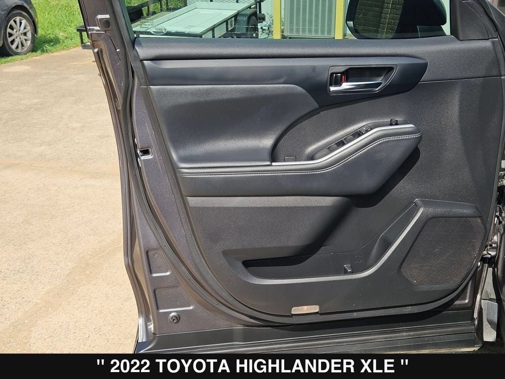 2022 Toyota Highlander XLE