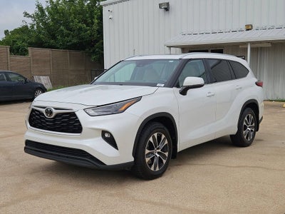 2023 Toyota Highlander XLE