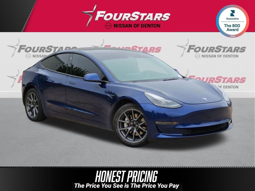 2022 Tesla Model 3's photo