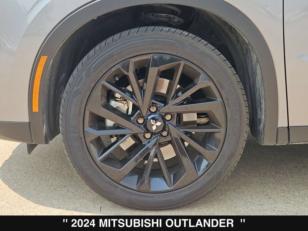 2024 Mitsubishi Outlander SE Black Edition