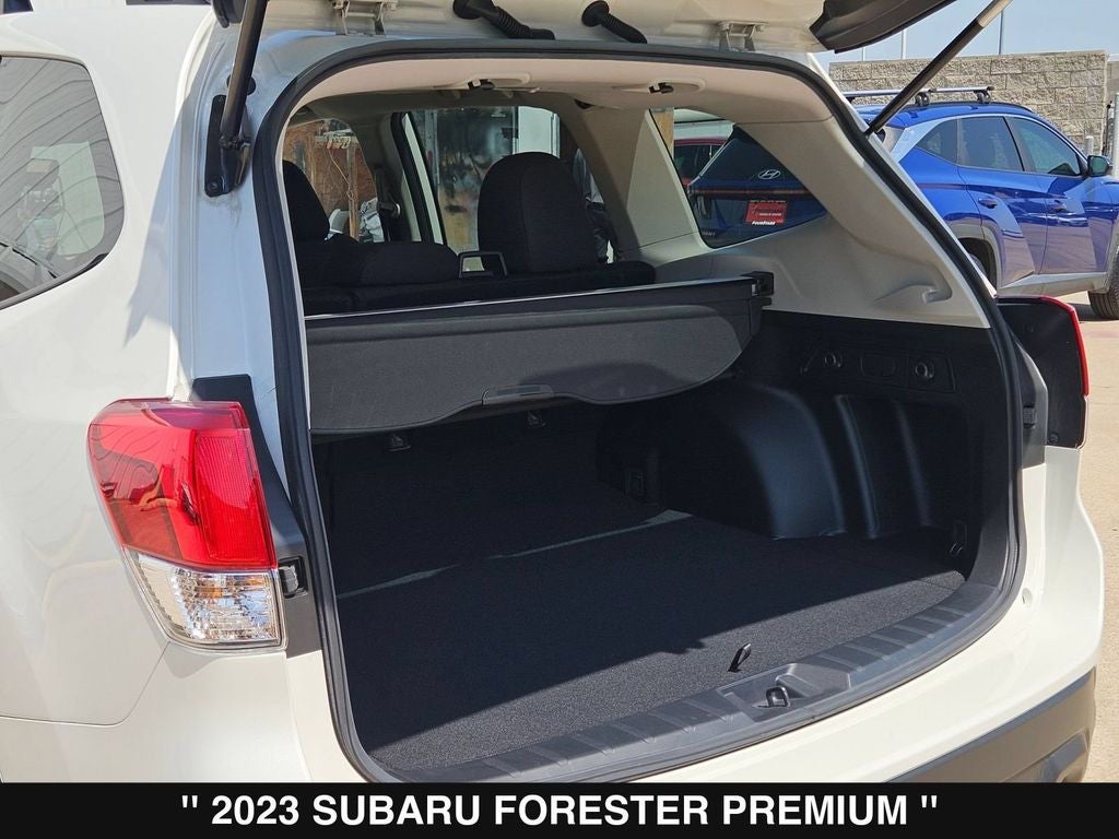 2023 Subaru Forester Premium