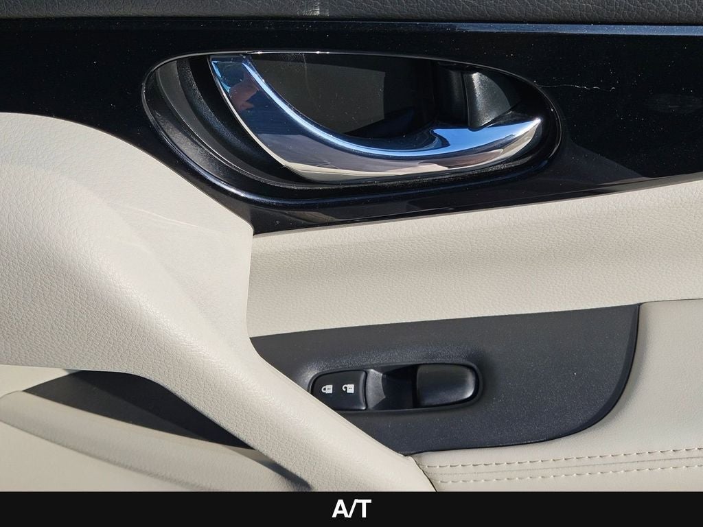 2021 Nissan Rogue Sport SV
