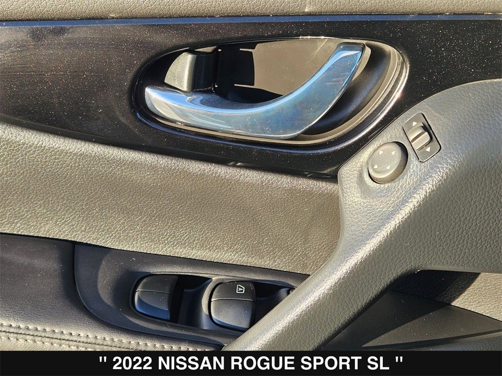 2022 Nissan Rogue Sport SL