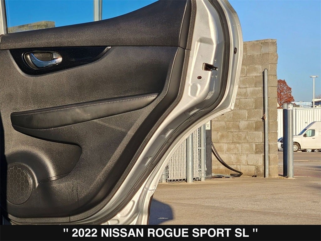 2022 Nissan Rogue Sport SL