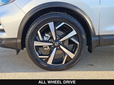 2022 Nissan Rogue Sport SL