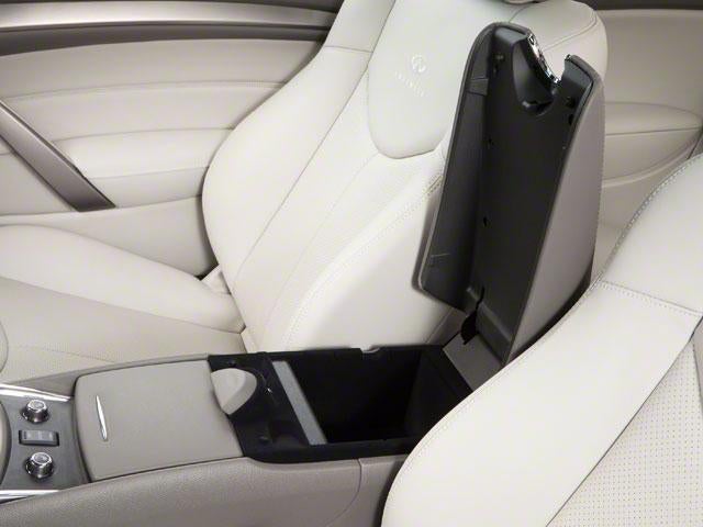 2011 INFINITI G37 Sport