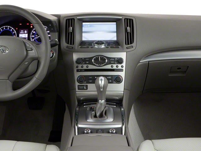2011 INFINITI G37 Sport