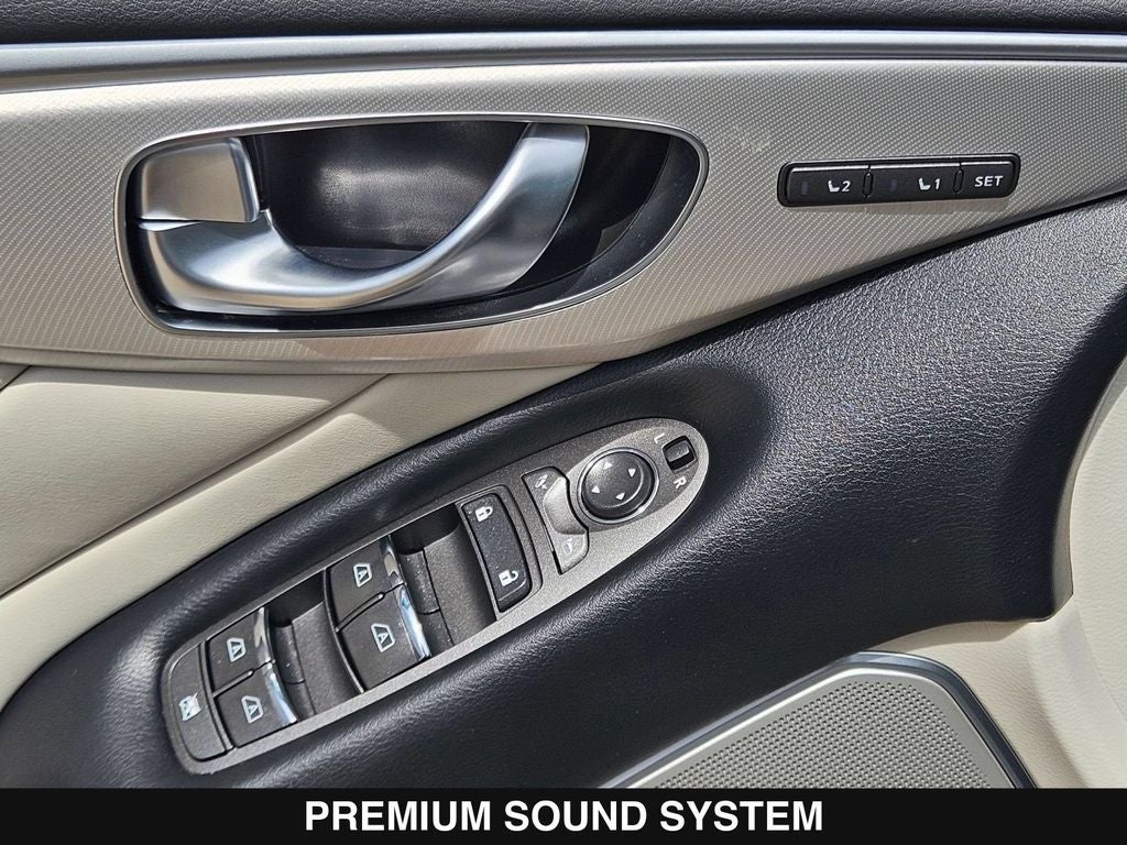 2023 INFINITI Q50 LUXE