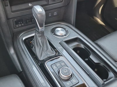 2022 Nissan Armada SV