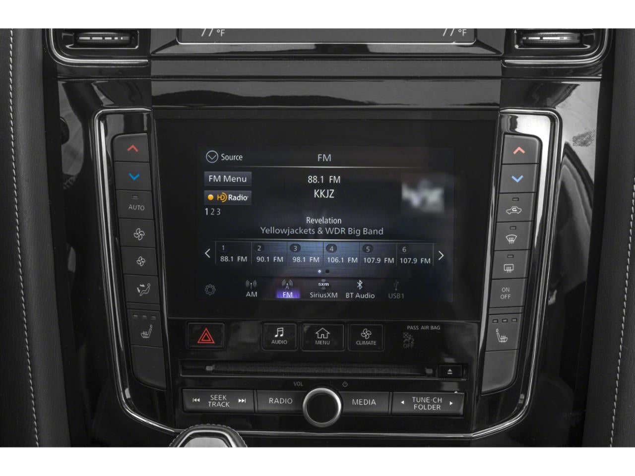 2023 INFINITI QX80 Premium Select