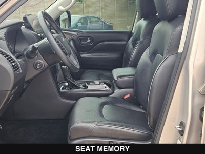 2023 INFINITI QX80 LUXE