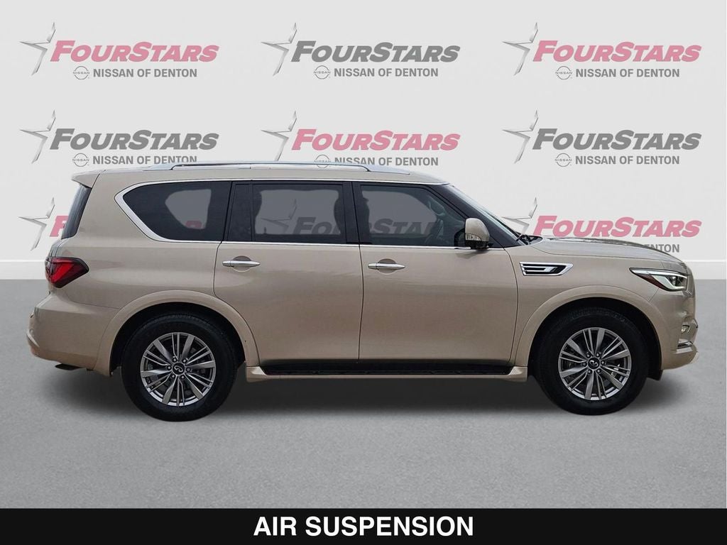 2023 INFINITI QX80 LUXE