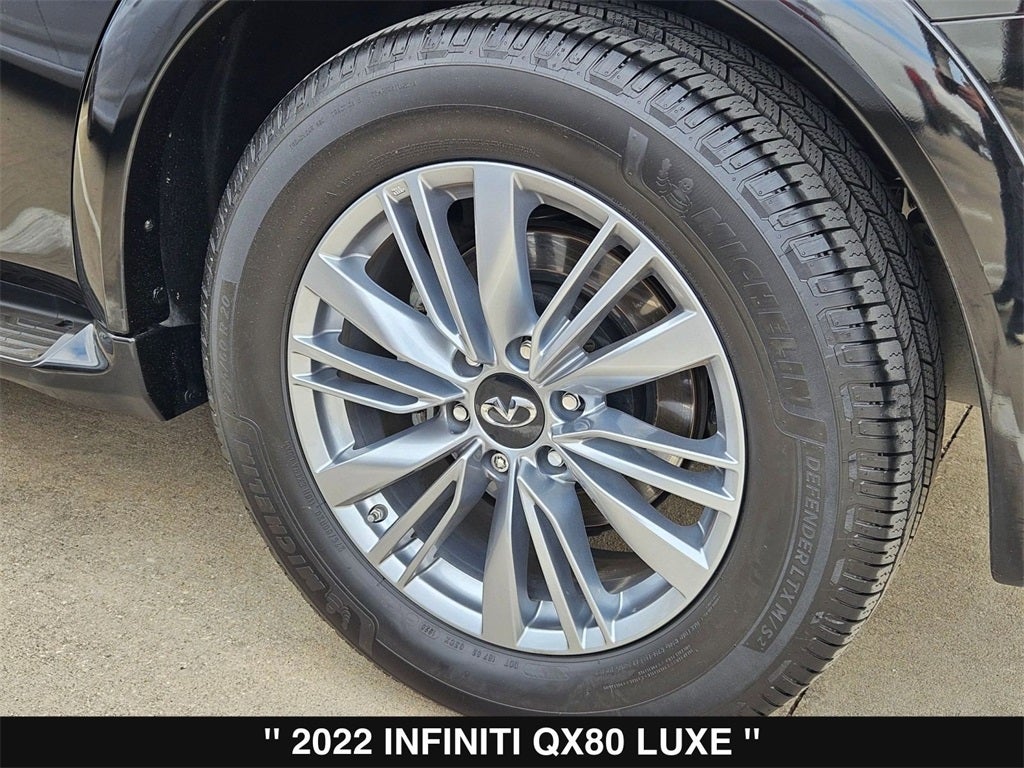 2022 INFINITI QX80 LUXE