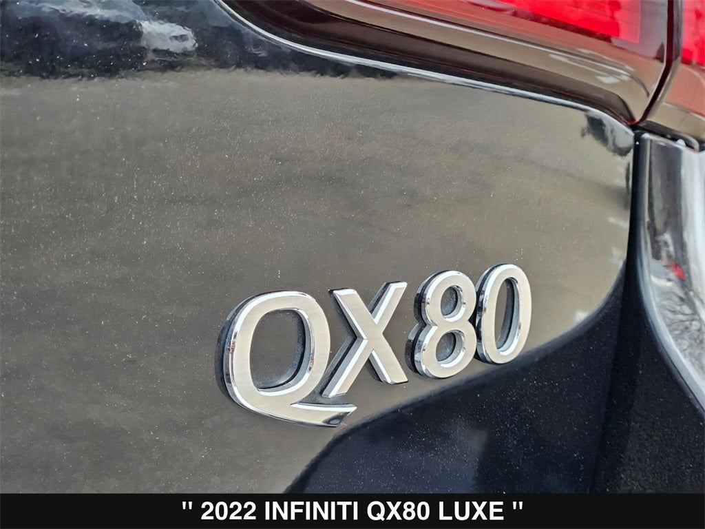 2022 INFINITI QX80 LUXE