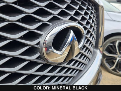 2022 INFINITI QX80 LUXE