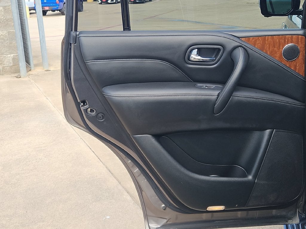 2019 INFINITI QX80 LUXE