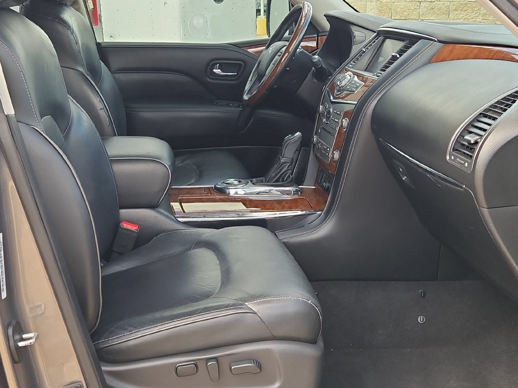2019 INFINITI QX80 LUXE