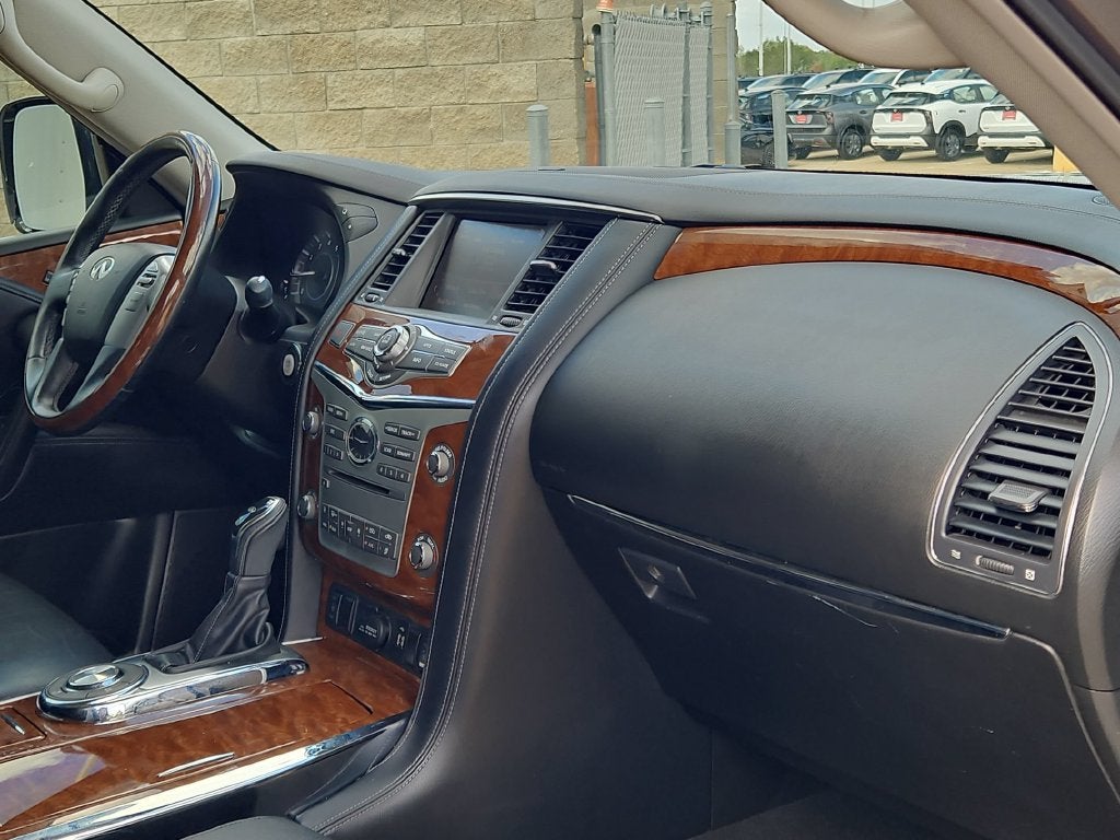 2019 INFINITI QX80 LUXE