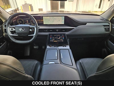 2025 INFINITI QX80 LUXE