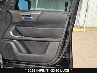 2025 INFINITI QX80 LUXE