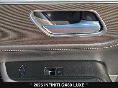 2025 INFINITI QX80 LUXE