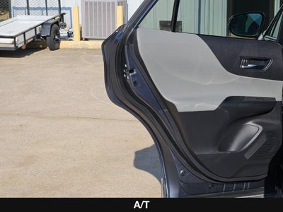 2023 Toyota Venza LE