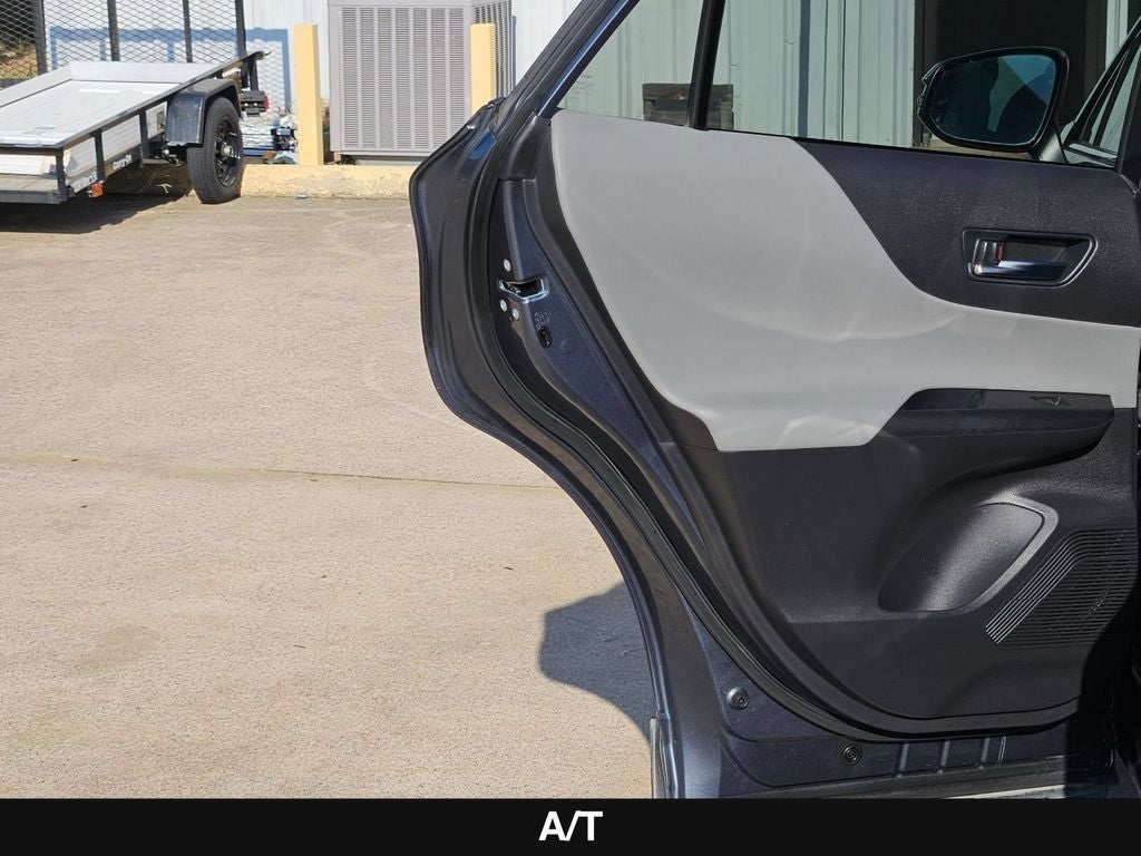 2023 Toyota Venza LE