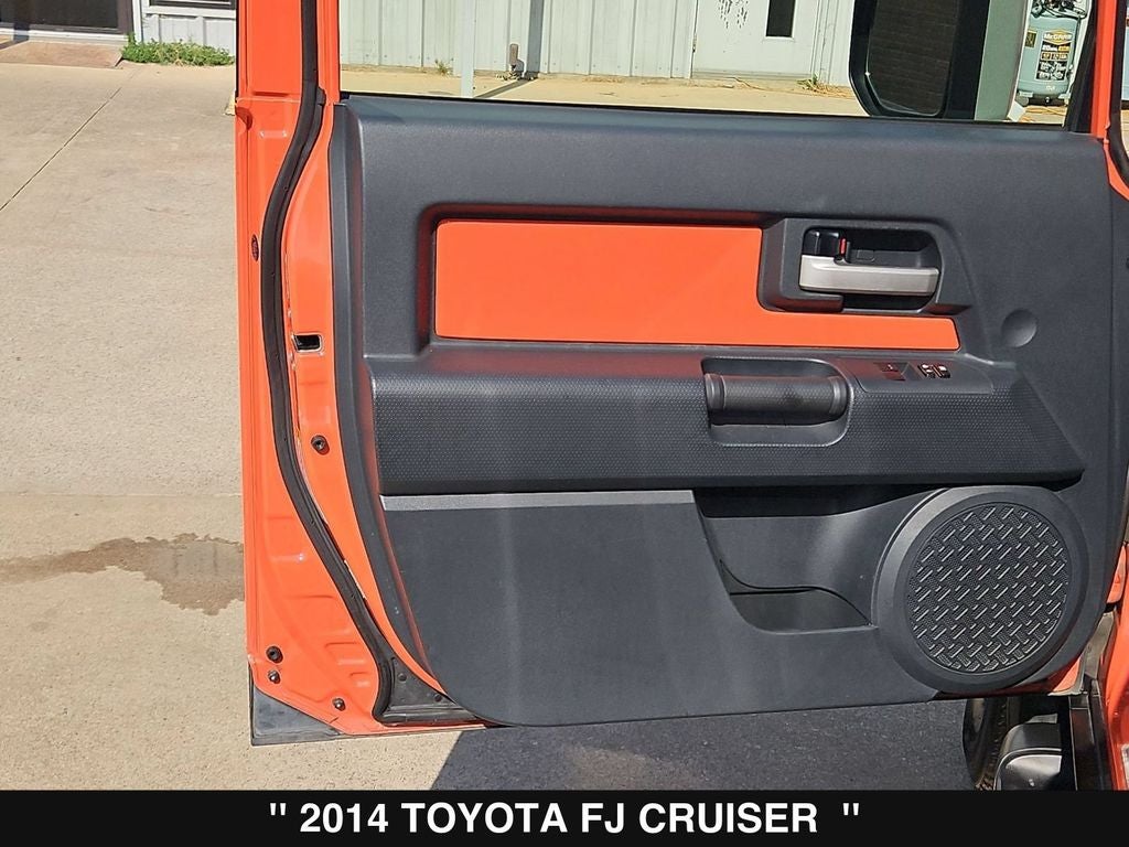2014 Toyota FJ Cruiser Base