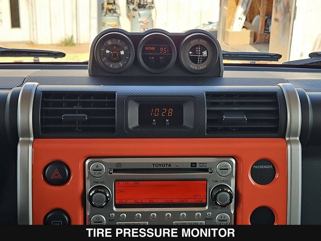 2014 Toyota FJ Cruiser Base