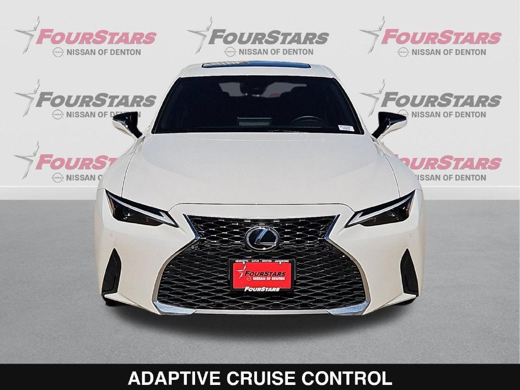 2023 Lexus IS 300