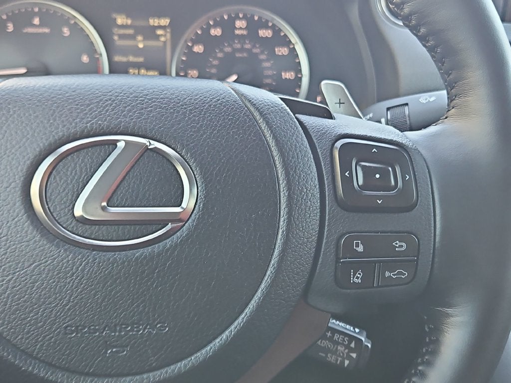 2023 Lexus IS 300