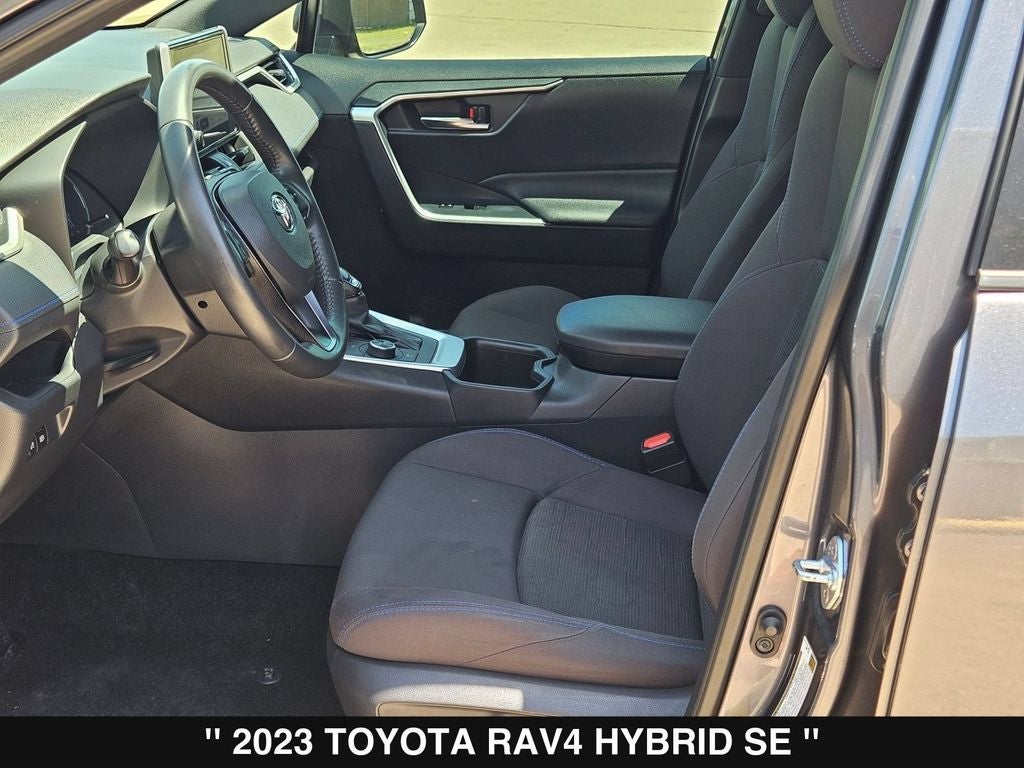 2023 Toyota RAV4 Hybrid SE
