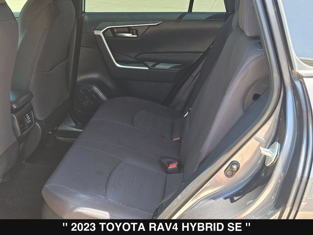 2023 Toyota RAV4 Hybrid SE