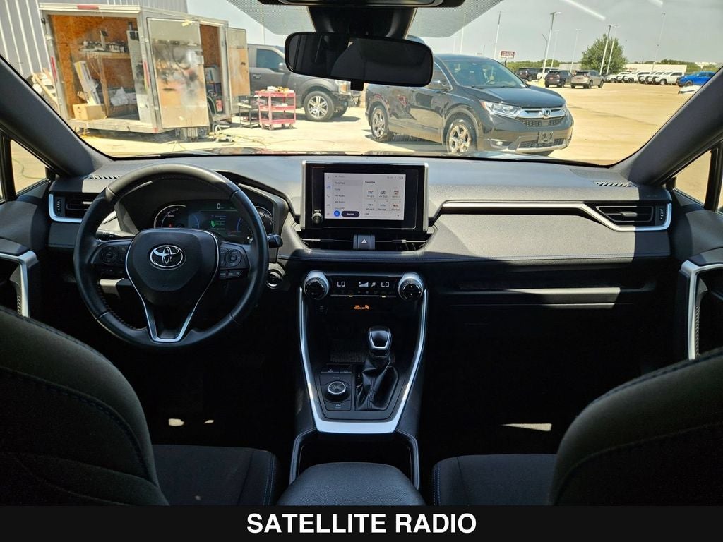 2023 Toyota RAV4 Hybrid SE