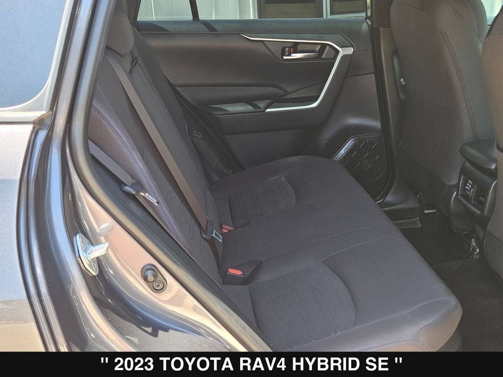 2023 Toyota RAV4 Hybrid SE