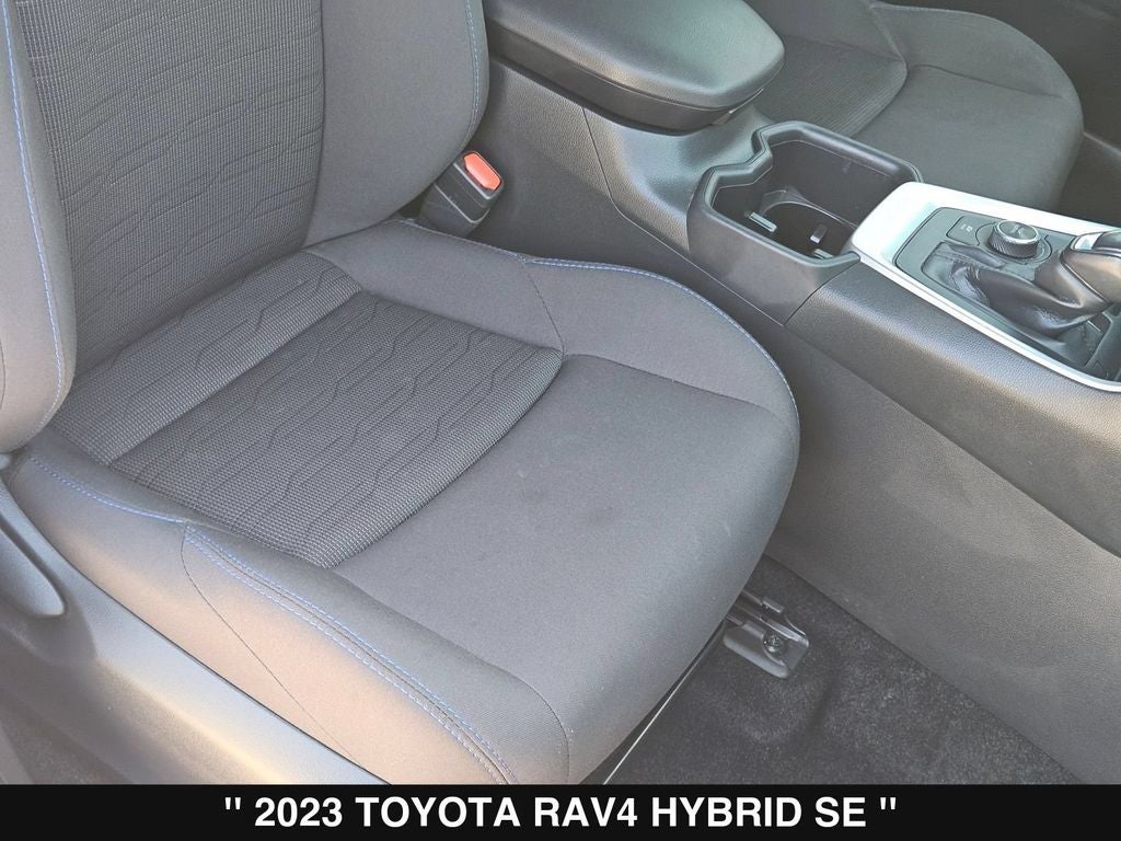 2023 Toyota RAV4 Hybrid SE