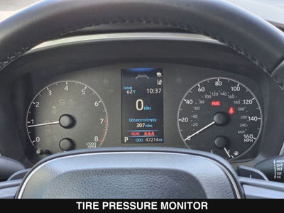 2023 Toyota Corolla Hatchback SE