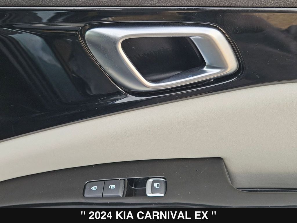 2024 Kia Carnival EX