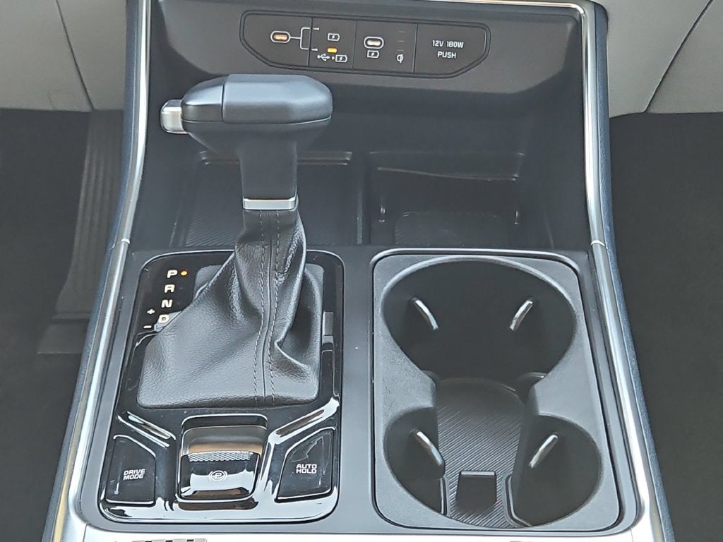 2025 Kia Carnival SX