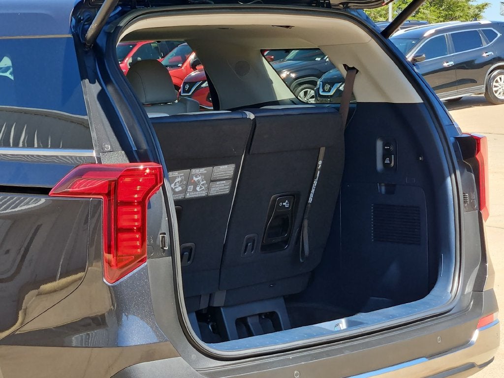 2025 Kia Carnival SX