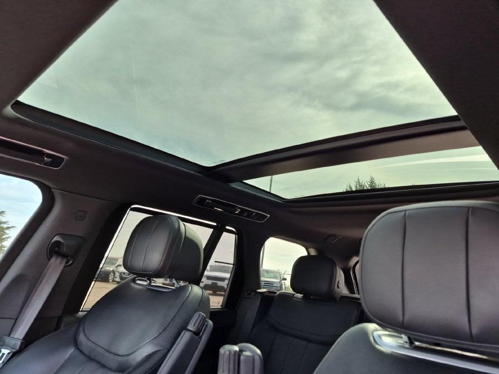2024 Land Rover Range Rover SE