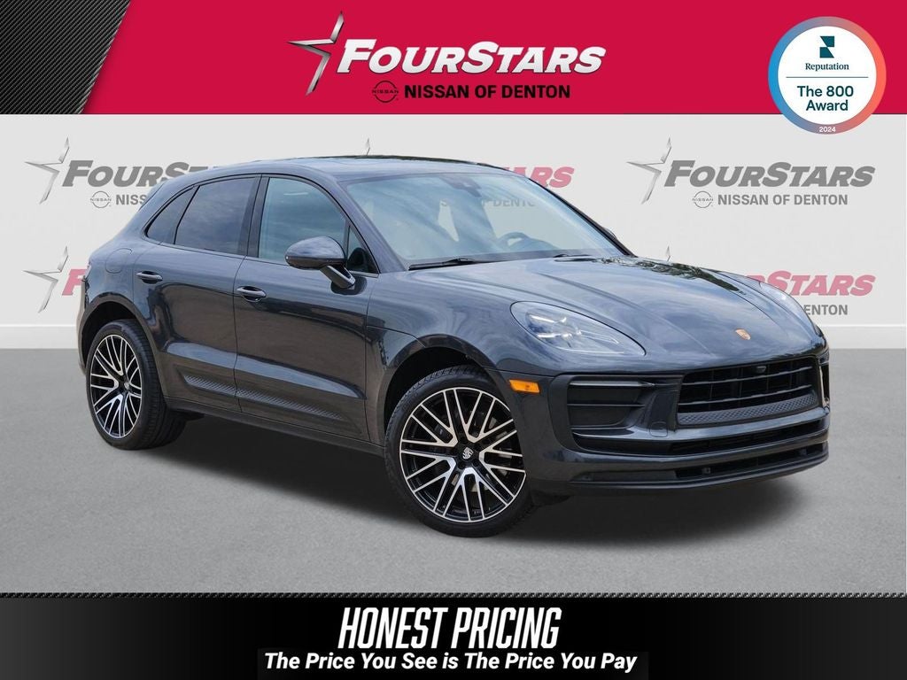 2022 Porsche Macan Base